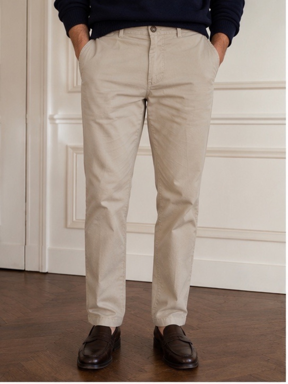 Old Navy Men's Khaki Chinos - Light Beige